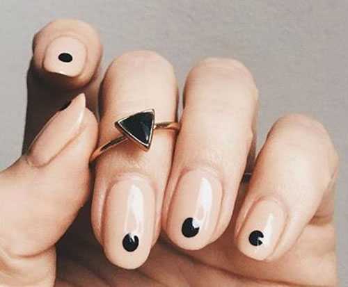Minimal dot nails: Το πανεύκολο κορυφαίο trend στα νύχια (36)