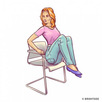 Ασκήσεις για επίπεδη κοιλιά που μπορείτε να κάνετε στην καρέκλα σας (3)