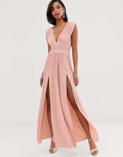 Ροζ μακρύ βραδυνό φόρεμα με λεπτομέρειες δαντέλας και σκισίματα