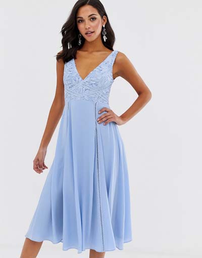 Μίντι γαλάζιο φόρεμα γάμου για πεθερές με χοντρή τιράντα και δαντέλα στο μπούστο