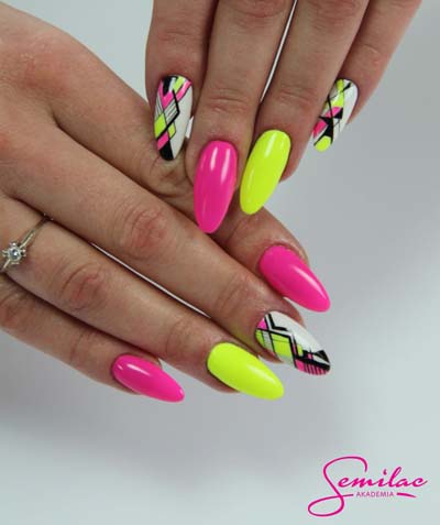Neon nails - Φωσφοριζέ νύχια (6)