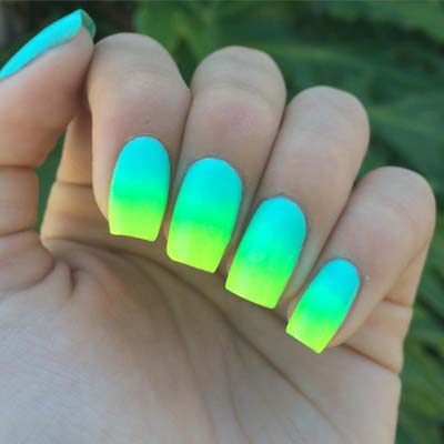 Neon nails - Φωσφοριζέ νύχια (9)