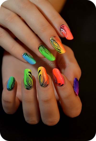 Neon nails - Φωσφοριζέ νύχια (24)