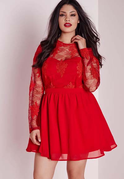 Κόκκινο δαντελωτό φόρεμα για μεγάλα μεγέθη