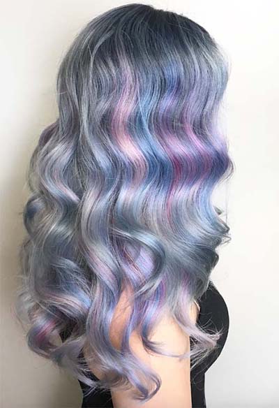 Metallic silver hair με γαλάζιες και ροζ παστέλ ανταύγειες
