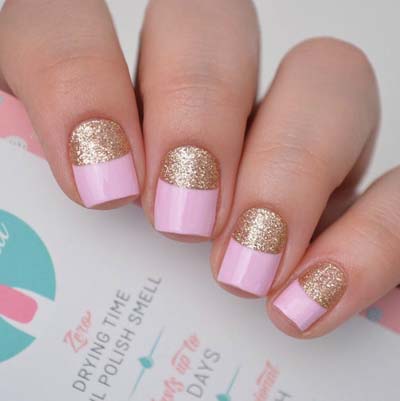 Ροζ χρυσά νύχια με ανάποδο γαλλικό