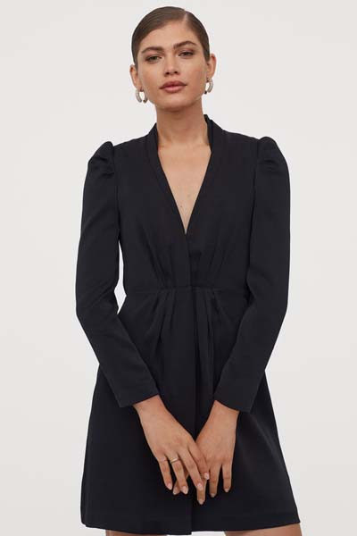 Φόρεμα τύπου μπλέιζερ σε μαύρο χρώμα με φουσκωτά μανίκια