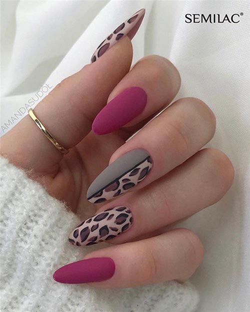 Ματ μανικιούρ με leopard nail art σε γκρι, μπεζ και φούξια νύχια