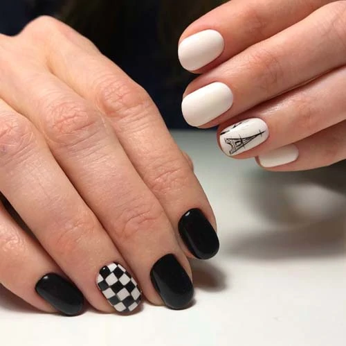 Black & white nail art