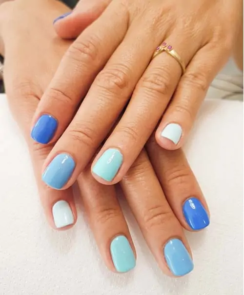 Blue rainbow nails